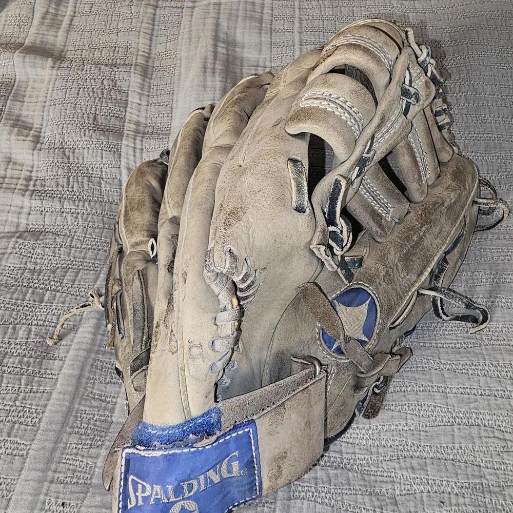 Spalding Leather Baseball Glove - Used